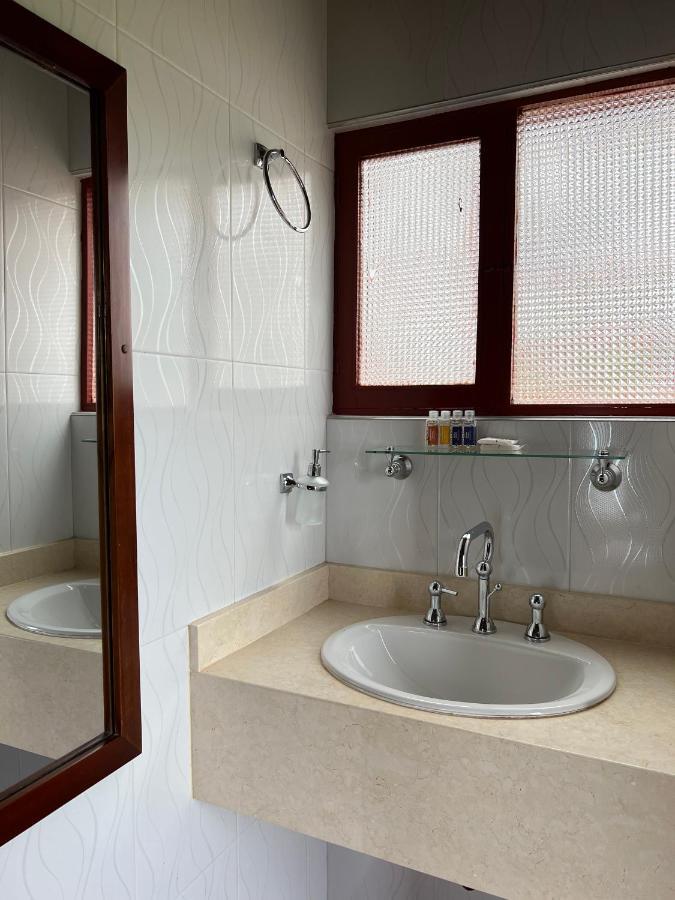 Hotel Refugio Santa Ines Aquitania Phòng bức ảnh